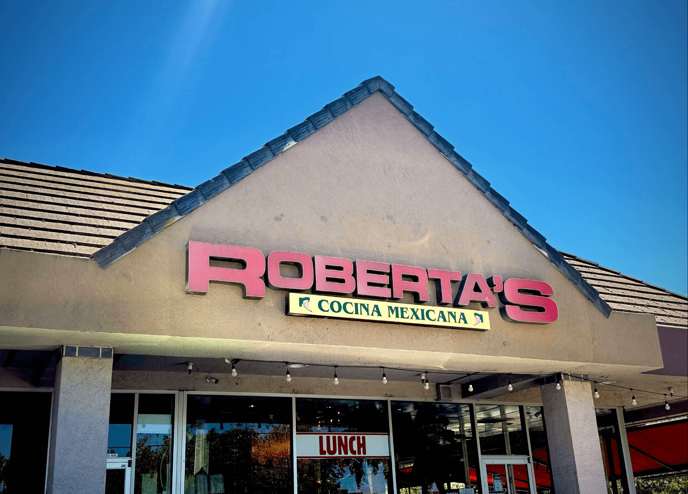 Roberta's Cocina Mexicana exterior sign at 5635 Freeport Blvd in South Land Park, Sacramento